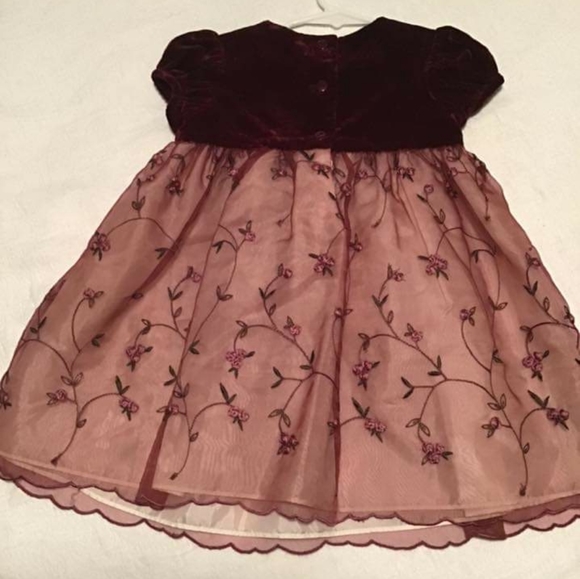 Dress - Picture 2 of 2